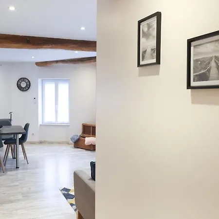 Appartement Chaleureux Cosy Et Climatise Karine Hospitality Saint-Just-la-Pendue Exterior photo